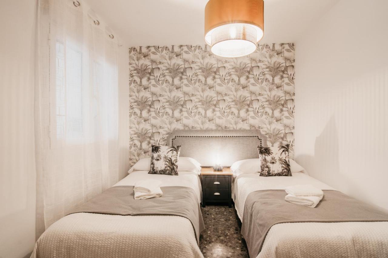 Tuguest Maria Luisa Apartment กรานาดา ภายนอก รูปภาพ