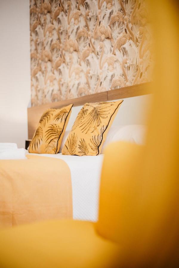 Tuguest Maria Luisa Apartment กรานาดา ภายนอก รูปภาพ